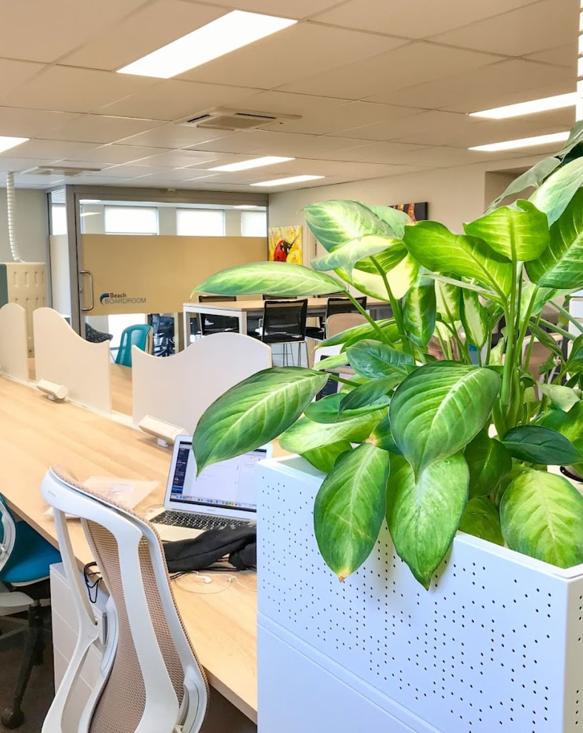 hot-desk-featured-img